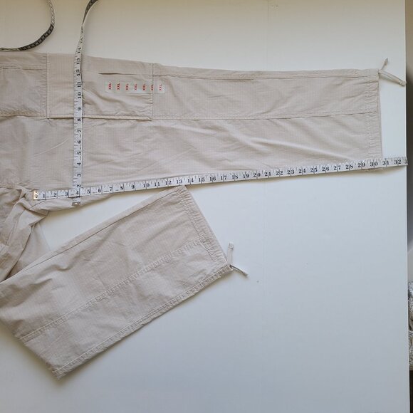 NWT Old Navy Women's Ripstop Cargo Pants XXL Stone Lt Khaki Tan Hiking Camping - Picture 4 of 6